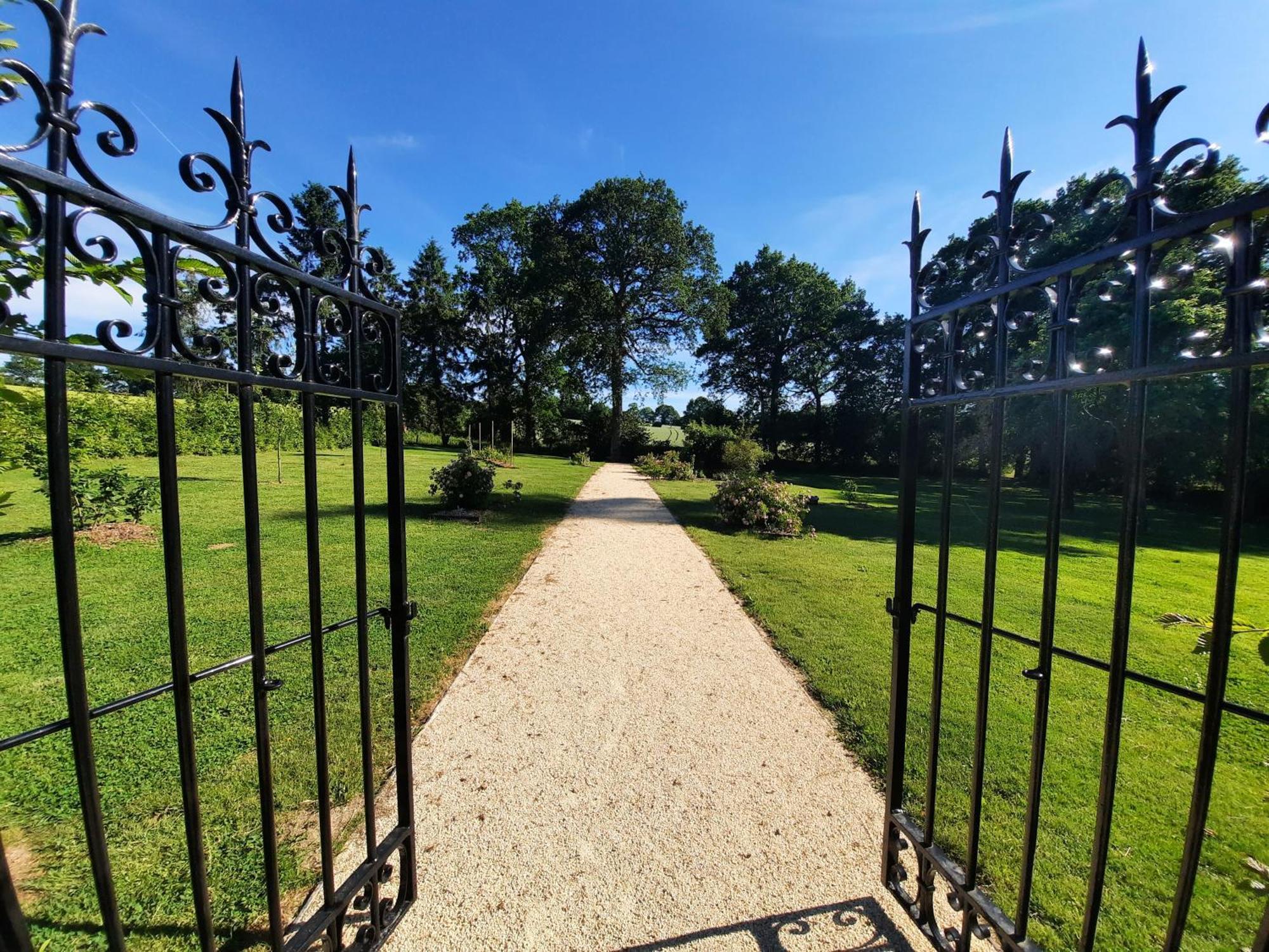 Chateau Du Bertry La Bouexiere Zewnętrze zdjęcie